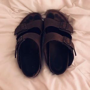Dark Brown Birkenstocks✨